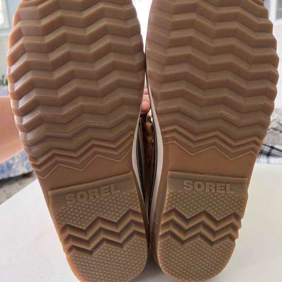 Sorel Women's Joan of Arctic - Picture 3 of 5